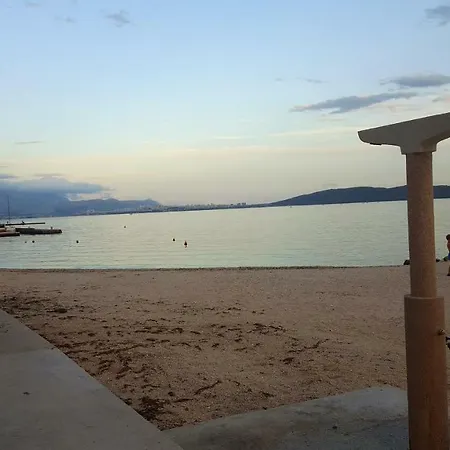 Summer Iva 3*