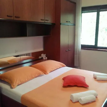 Casa de hóspedes Summer Iva 3*